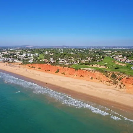 Areia Sleeps 6 Wifi Villa