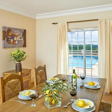 Areia Sleeps 6 Wifi Villa *